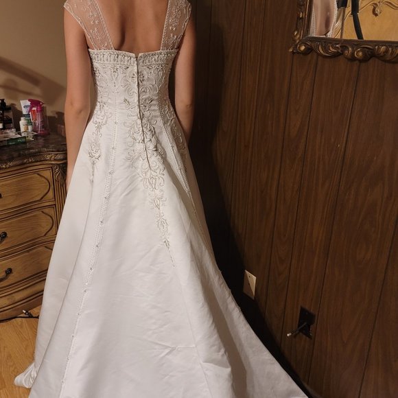 Wedding Dress David's Bridal Mary's Size S/M White - Picture 14 of 16
